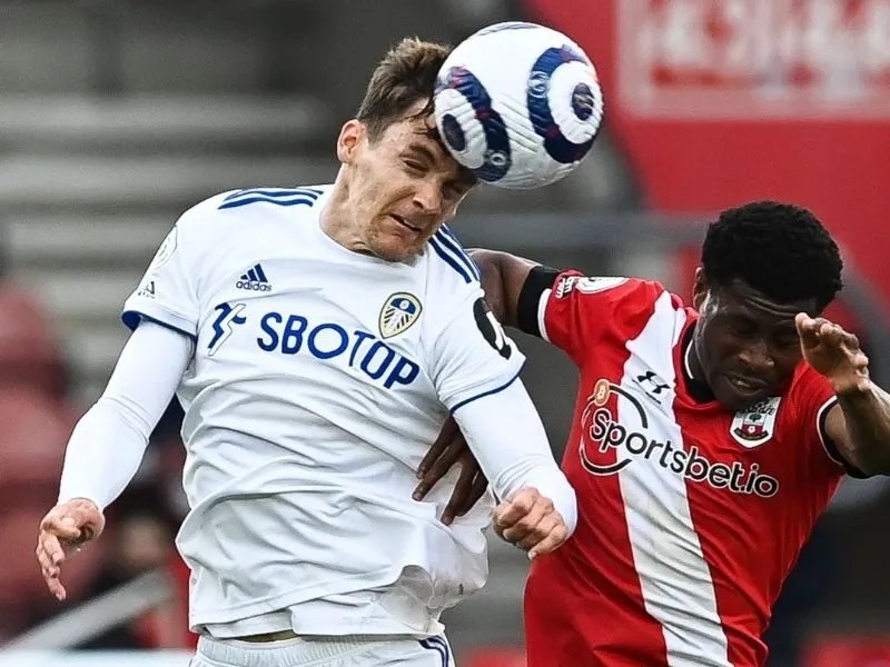 soi-keo-burnley-vs-leeds-united-21h-18-10-2