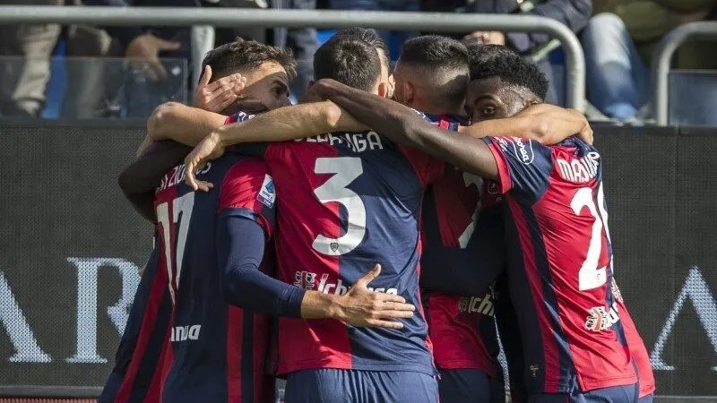 soi-keo-cagliari-vs-sassuolo-0h30-31-10-3