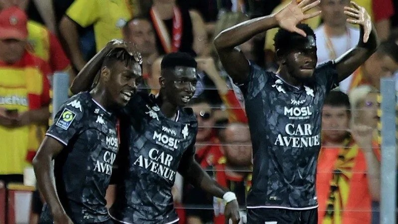 soi keo metz vs rc lens 1h 30 10 4